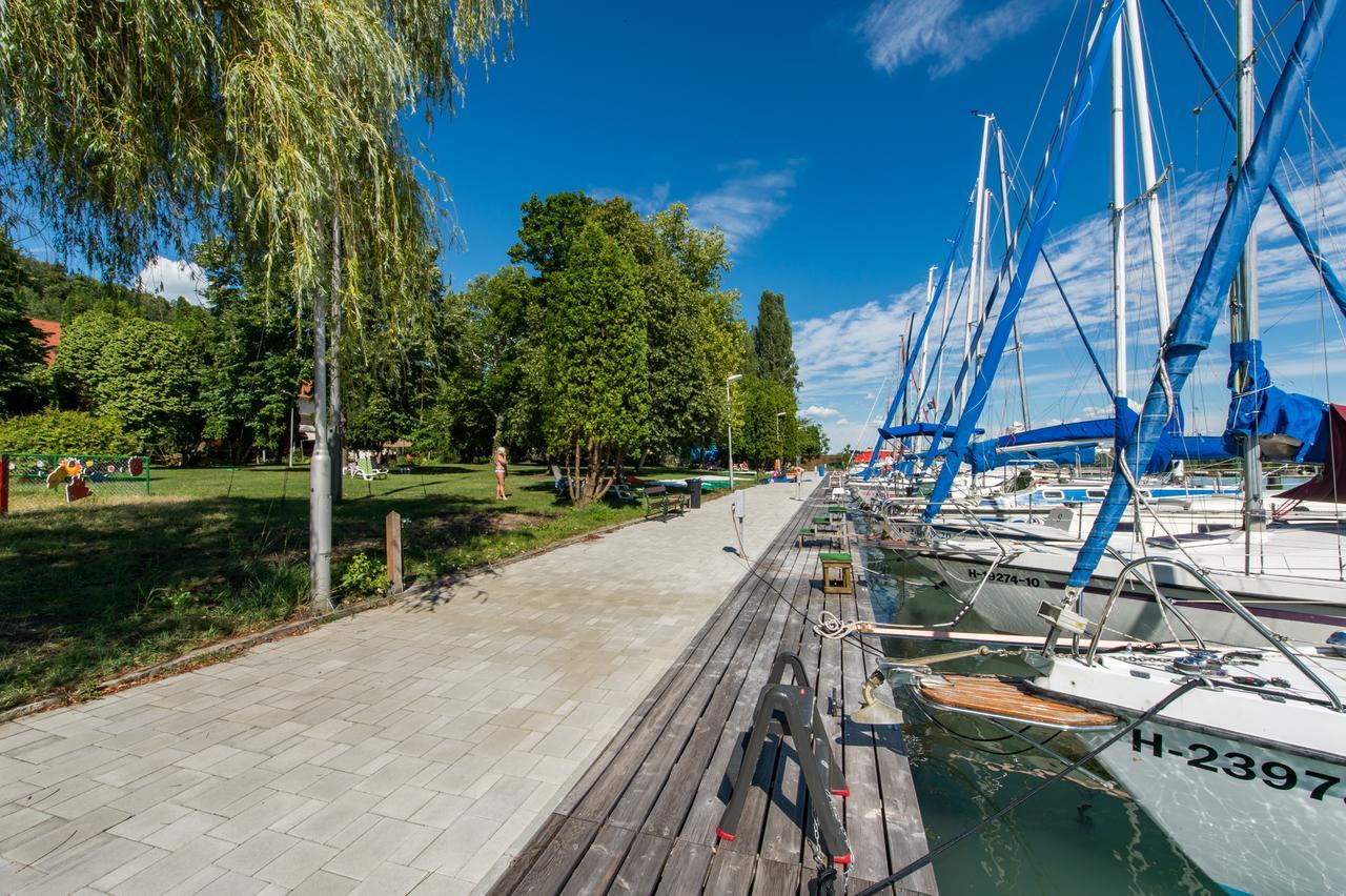 Tihany Yacht Club Exterior photo